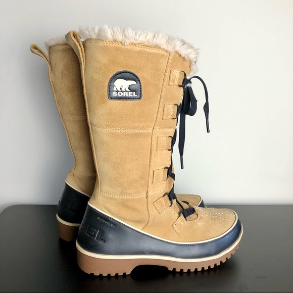 Sorel Tivoli High II Winter Boots (size 7) - Picture 3 of 11